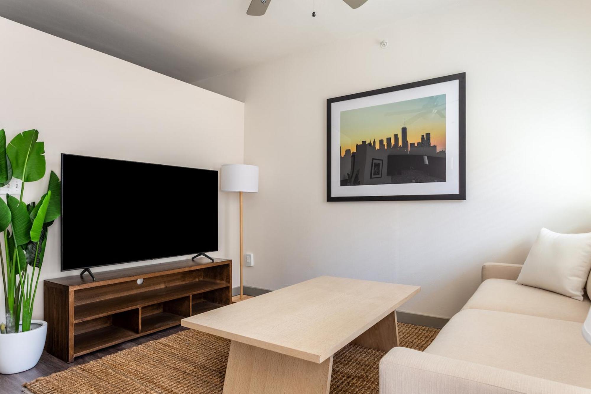 Kasa Field-medical District Apartahotel 4*
